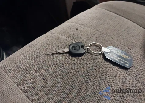 2005 Chevrolet Astro из США, поврежденный, VIN 1GCDM19X45B107706